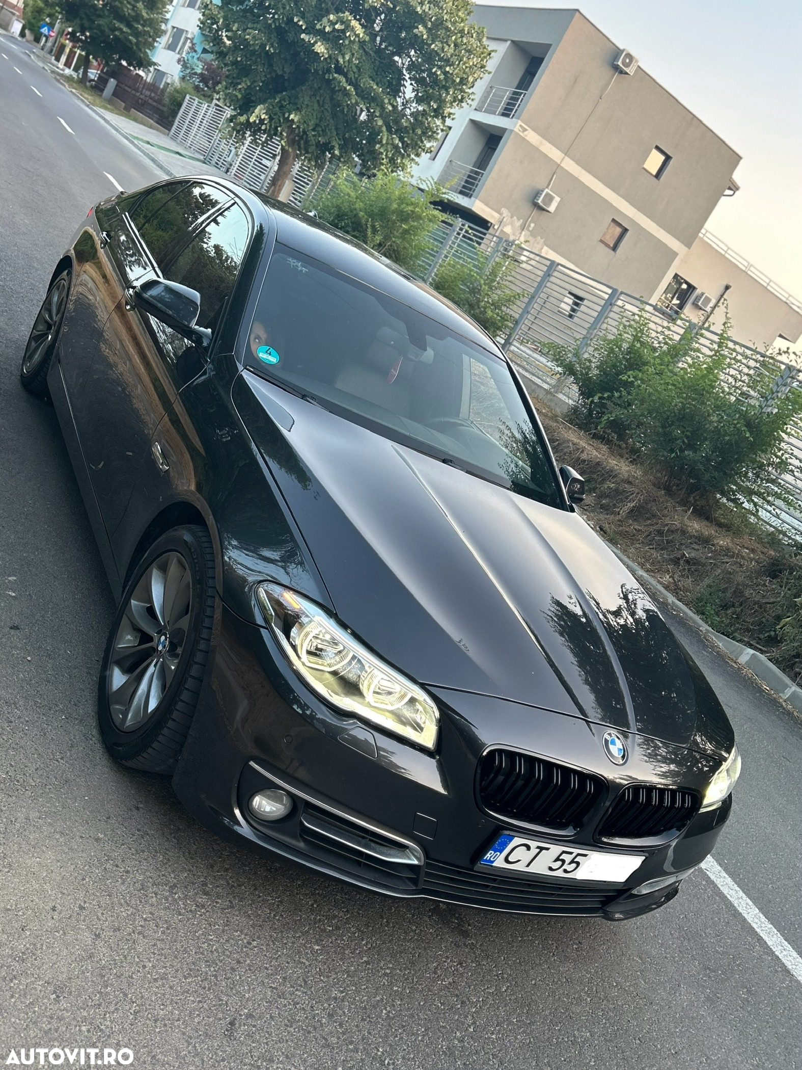 BMW Seria 5 530d xDrive - 5
