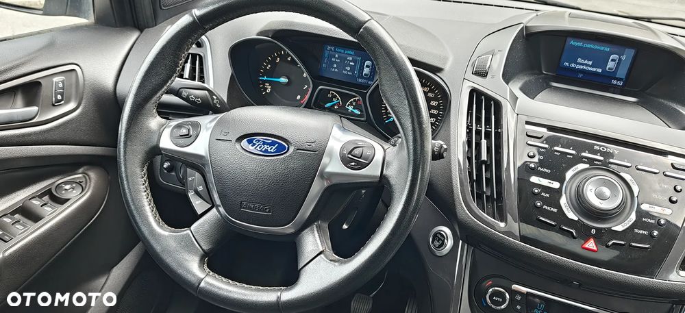 Ford Kuga 1.6 EcoBoost 2x4 Individual - 34