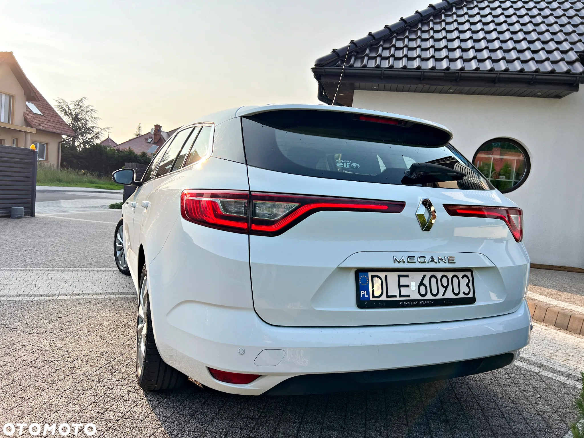 Renault Megane 1.3 TCe FAP Intens - 6