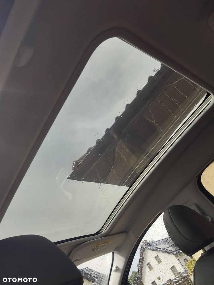 Peugeot 2008 1.2 Pure Tech GPF Allure S&S - 15