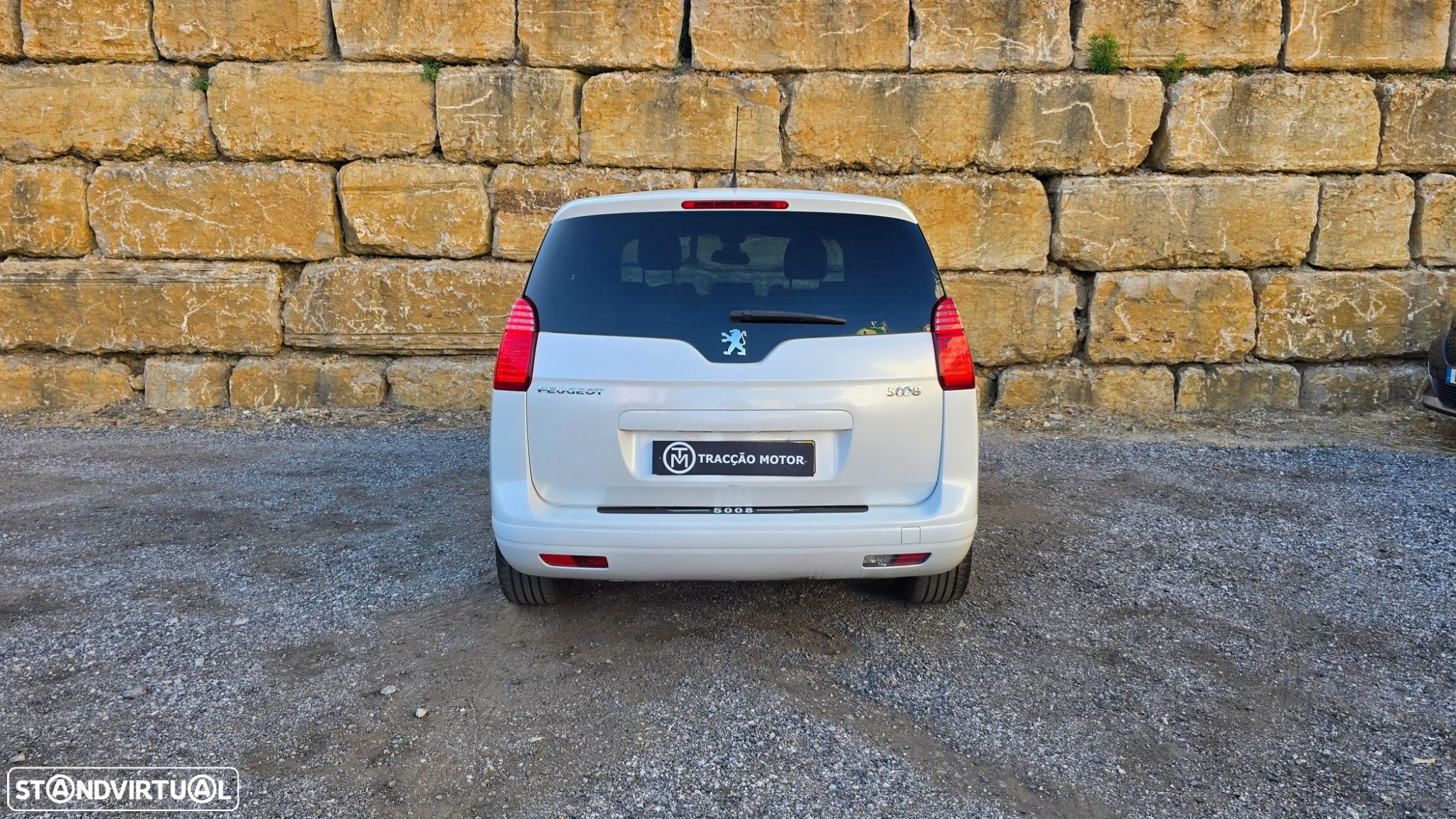 Peugeot 5008 1.6 HDi Executive JLL17 - 6