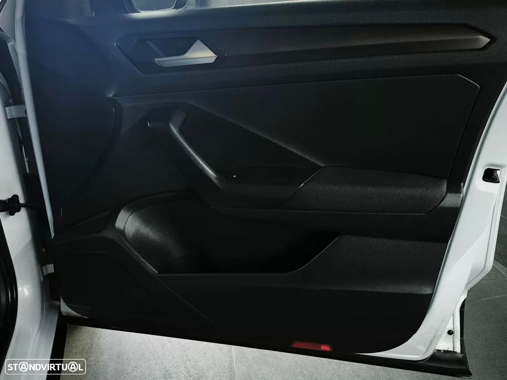 VW T-Roc 1.0 TSI OPF Style - 34