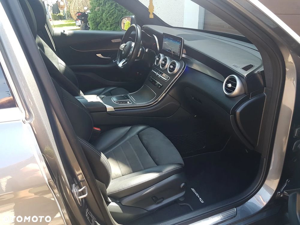 Mercedes-Benz GLC 200 4Matic 9G-TRONIC AMG Line - 16
