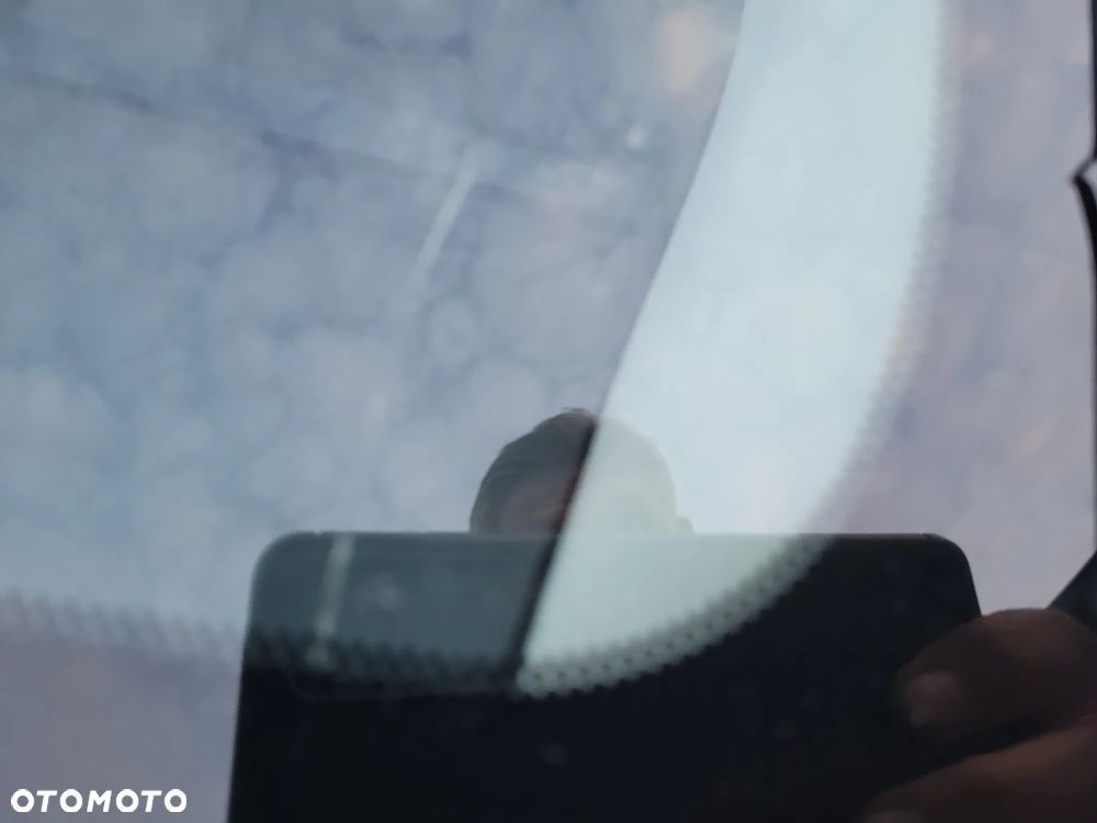 Toyota Avensis 1.8 VVT-i Sol - 19