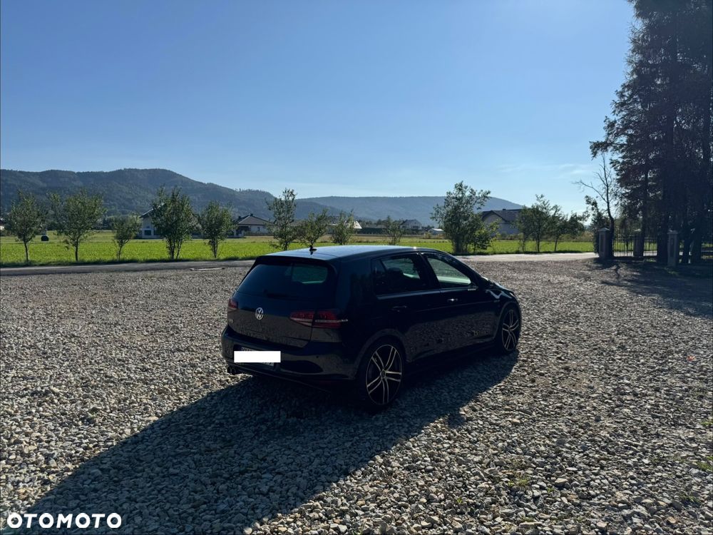 Volkswagen Golf - 4