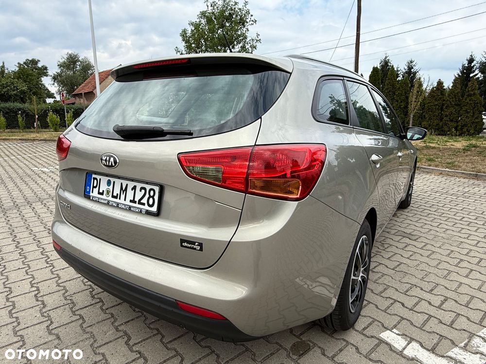 Kia Ceed 1.4 CVVT Dream Team Edition - 20