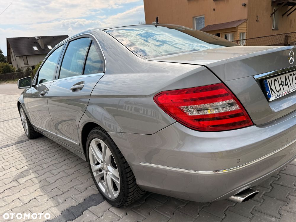 Mercedes-Benz Klasa C 250 (BlueEFFICIENCY) 7G-TRONIC Avantgarde - 17