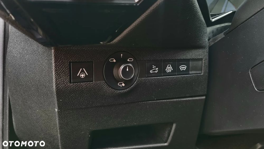 DS Automobiles DS 7 Crossback 2.0 BlueHDi Performance Line + - 17