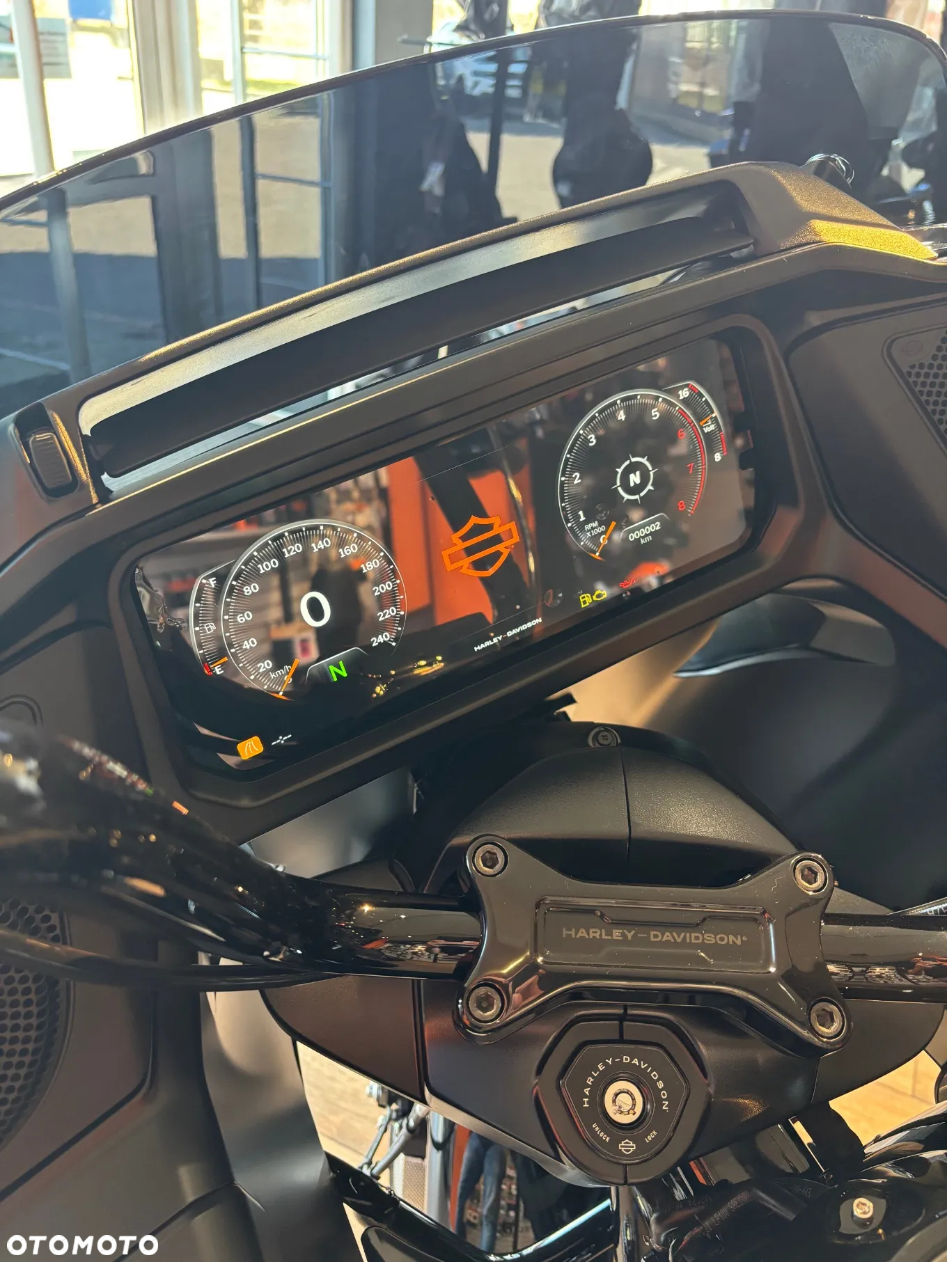 Harley-Davidson Touring Road Glide - 6