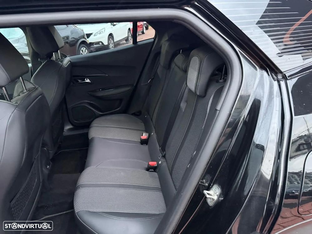 Peugeot 2008 1.5 BlueHDi GT Pack EAT8 - 54