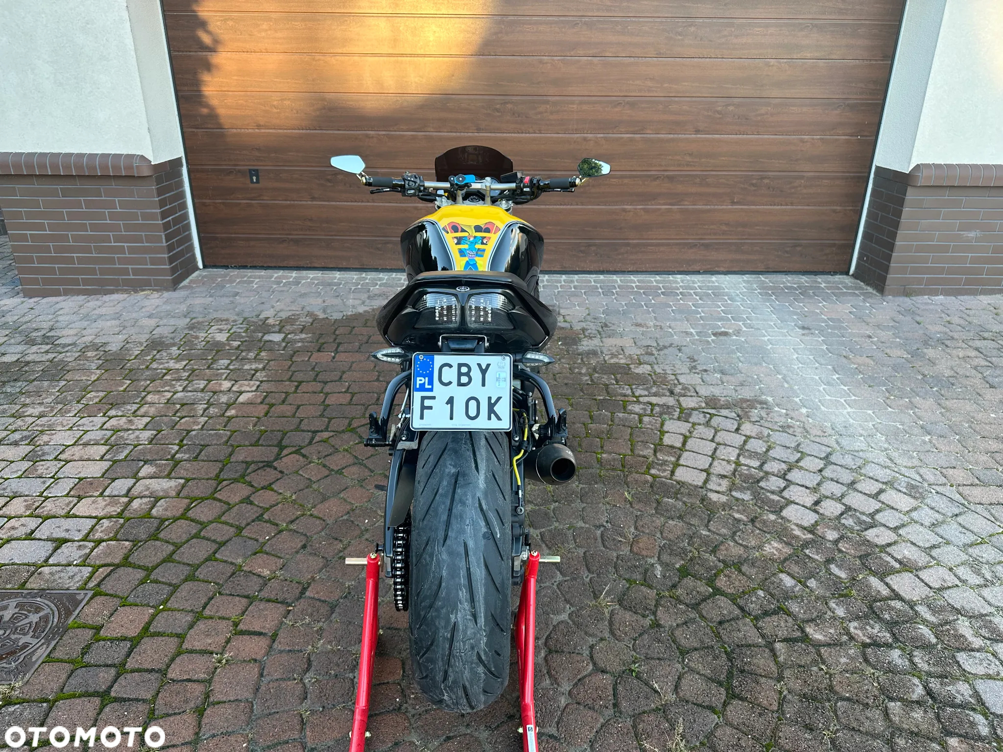 Yamaha FZ - 4
