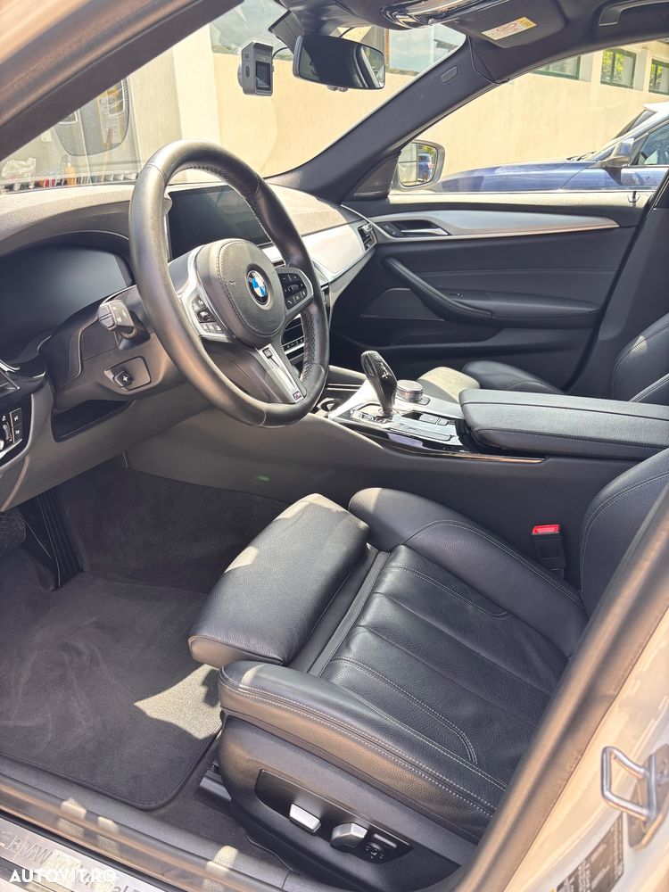 BMW 5 Series 2019 — imagine 10