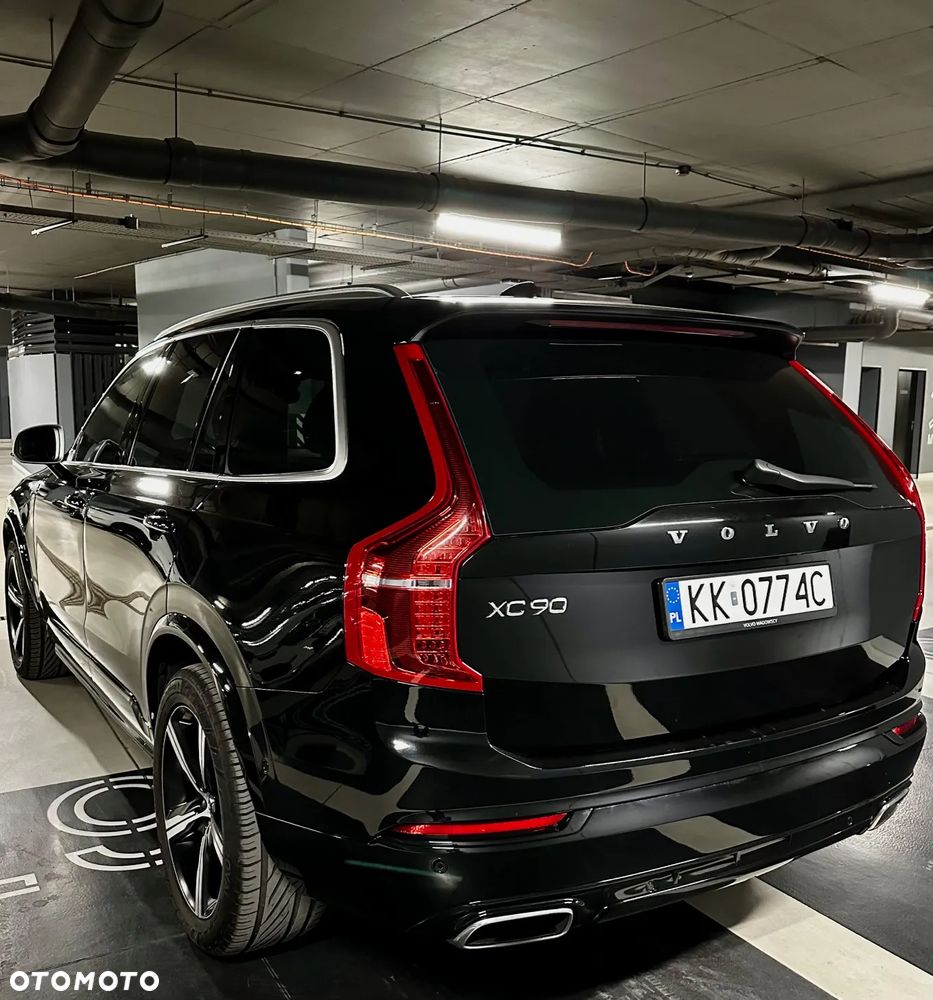 Volvo XC 90 T6 AWD R-Design - 10