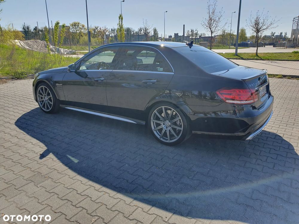 Mercedes-Benz Klasa E 63 AMG S 4-Matic - 7