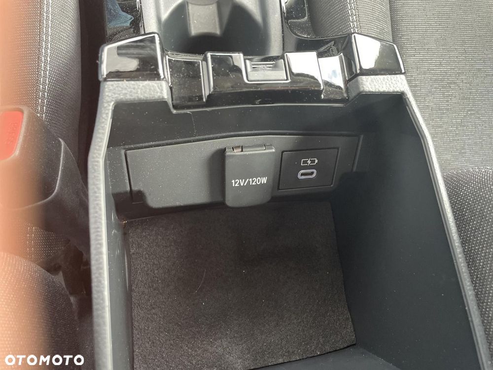 Toyota Corolla 1.8 Hybrid Comfort - 25