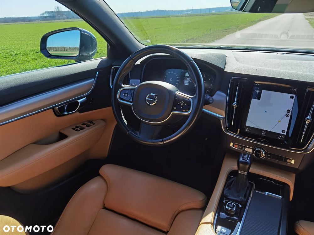 Volvo V90 D3 AWD Momentum - 7