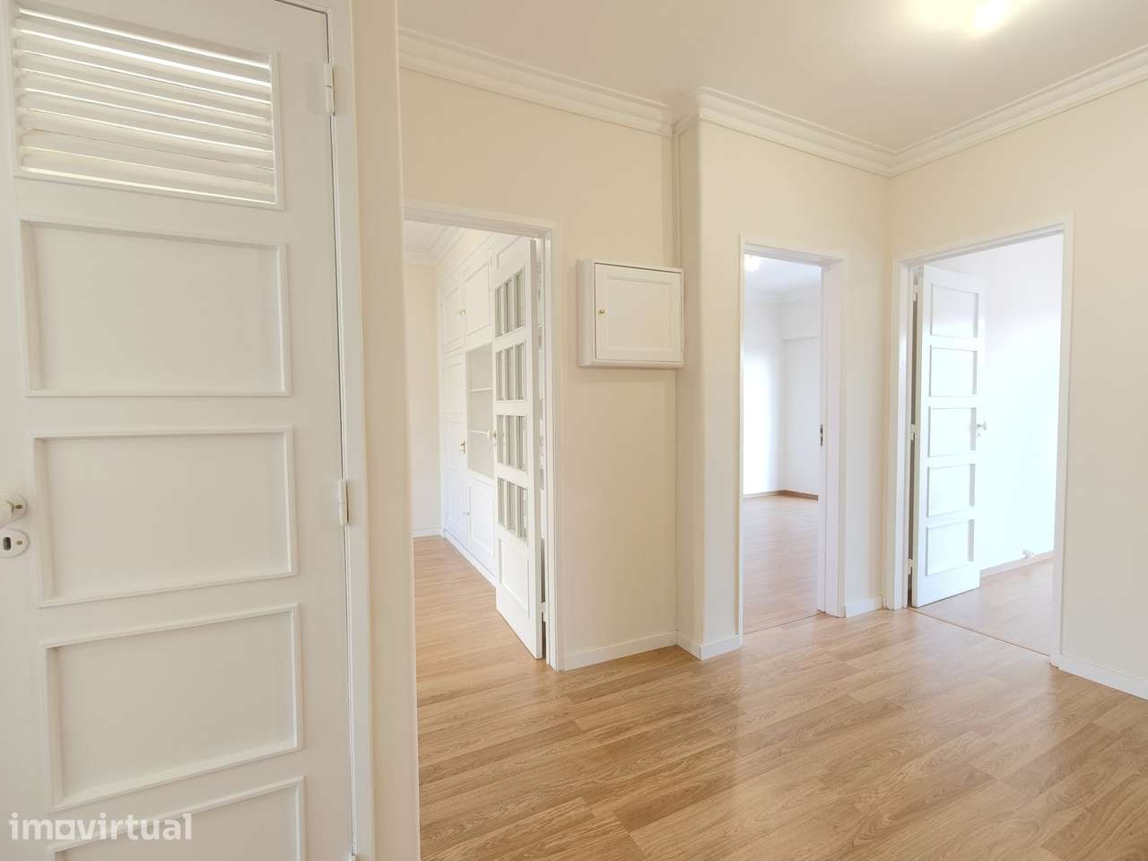 APARTAMENTO T3 RENOVADO PARA ARRENDAR EM BELÉM - Grande imagem: 4/17