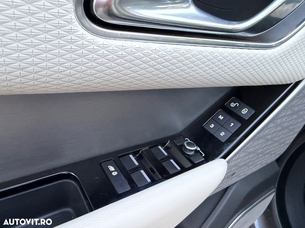 Land Rover Range Rover Velar 2.0 R-Dynamic - 12