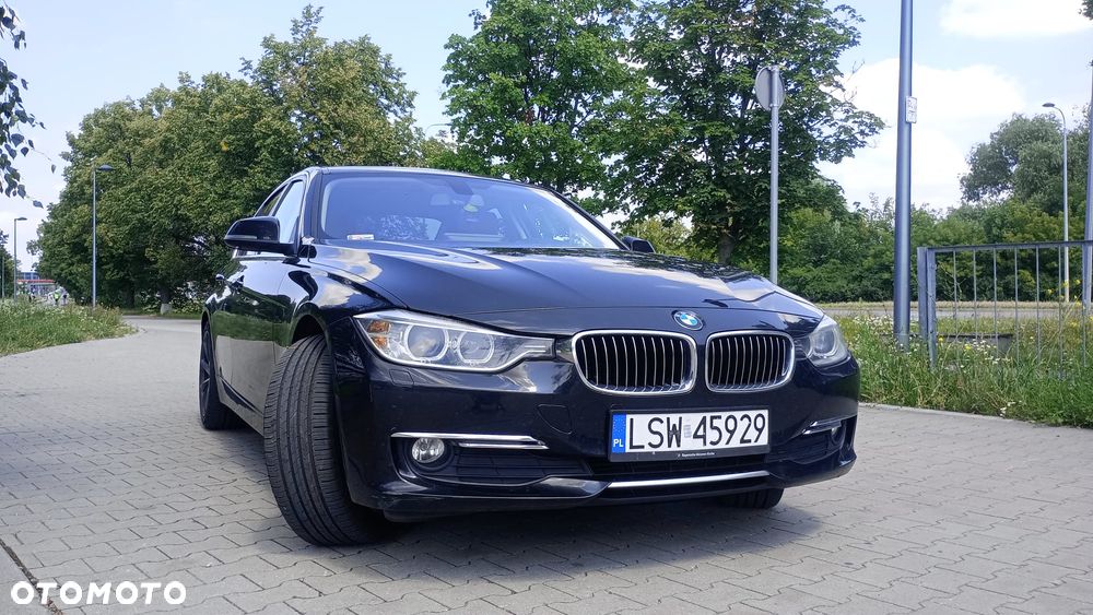 BMW Seria 3 320d Efficient Dynamic Edition Luxury Line - 1