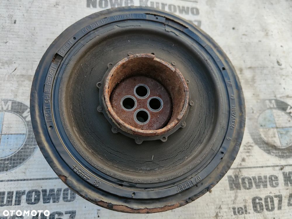 BMW E87 E90 E60 E84 2.0d N47 Koło pasowe wału 7799153 - 3