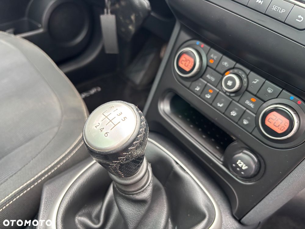 Nissan Qashqai+2 2.0 tekna - 21