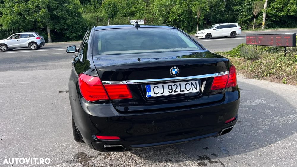 BMW Seria 7 740d xDrive Aut. - 3