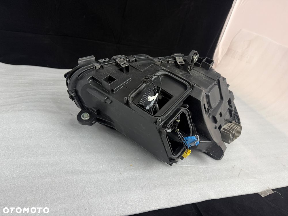 Reflektor Przód strona lewa Mercedes-Benz C W205 A205 A2059063104 - 4