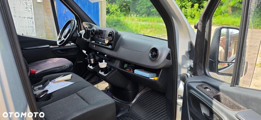 Mercedes-Benz Sprinter - 7
