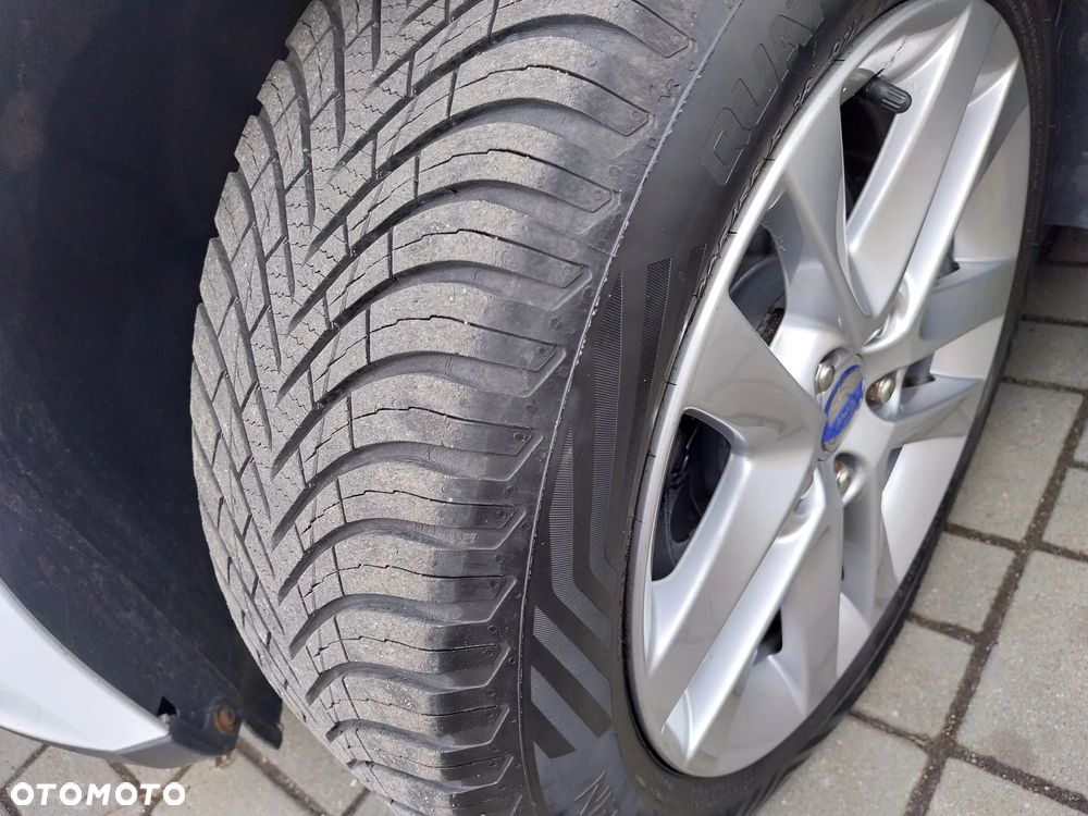 Ford Focus 1.6 Trend - 10