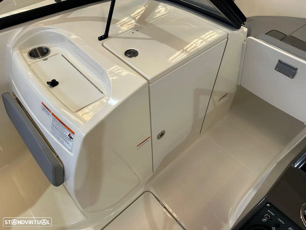Bayliner VR6 OB - 21