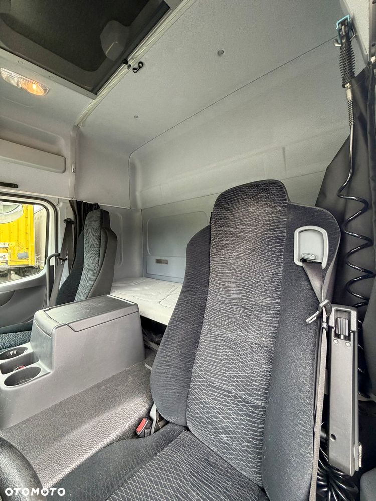 Mercedes-Benz ATEGO 1527 / CHŁODNIA / WINDA / 16 EUROPALET / CARRIER 850U / SCHMITZ / 6.5 M DŁUGOŚCI / 16 T DMC / GLOB / EURO 6 / 2018 ROK - 26