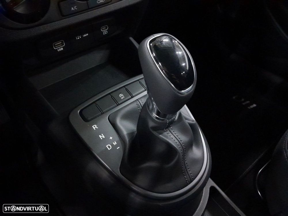 Hyundai i10 1.0 Comfort AMT - 8