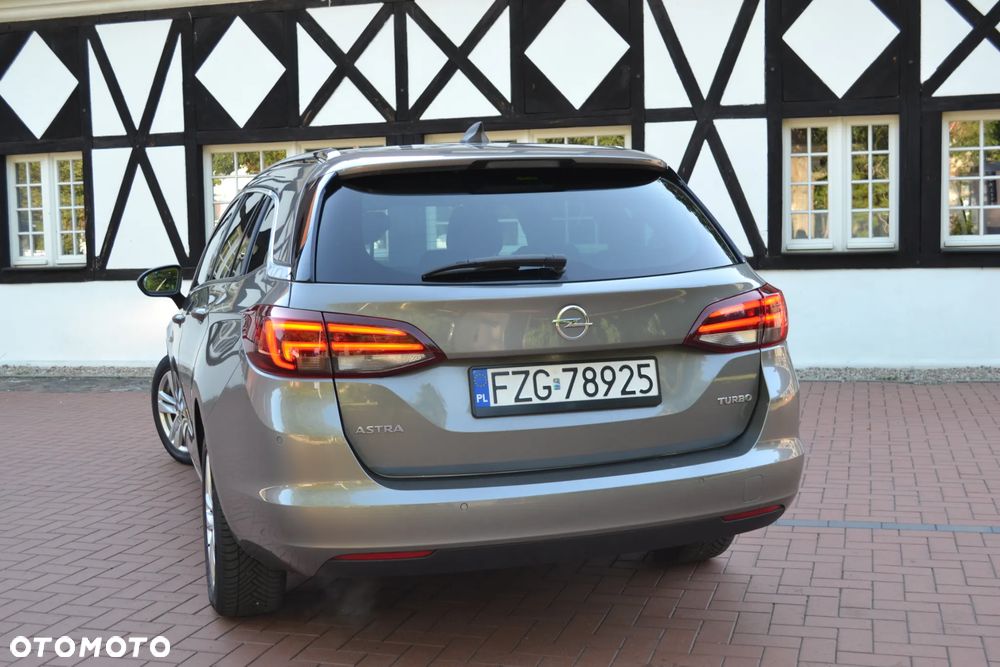 Opel Astra 1.4 T Dynamic S&S - 9