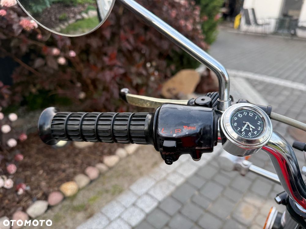 Honda CB - 8