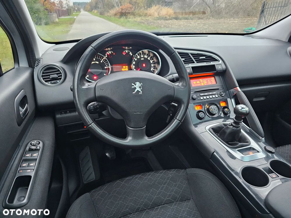 Peugeot 3008 1.6 BlueHDi Allure S&S - 9