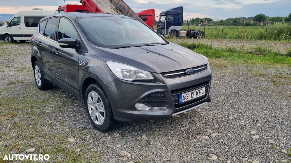Ford Kuga 2.0 TDCi 4WD Powershift Titanium - 2