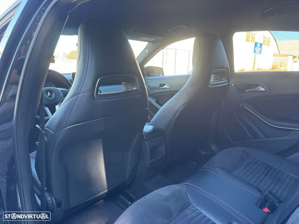 Mercedes-Benz A 200 CDi BE AMG Line - 12