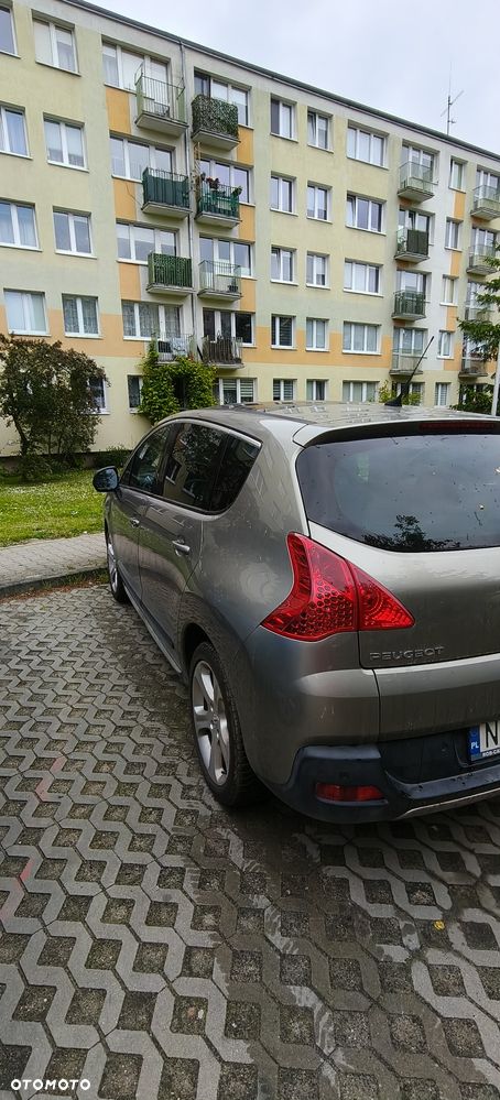 Peugeot 3008 2.0 HDi Premium - 4