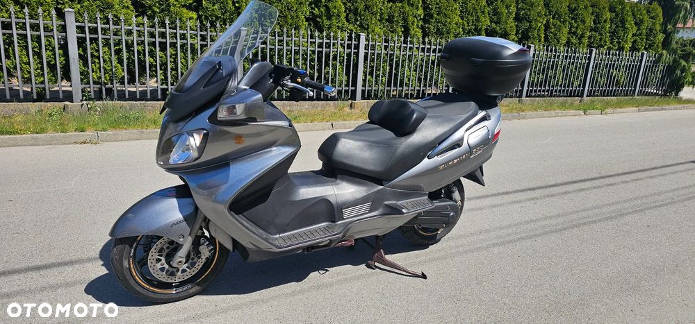 Suzuki Burgman - 3