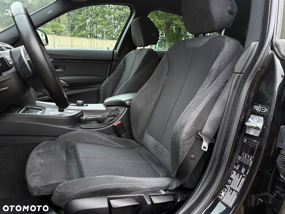 BMW Seria 3 320d xDrive - 9