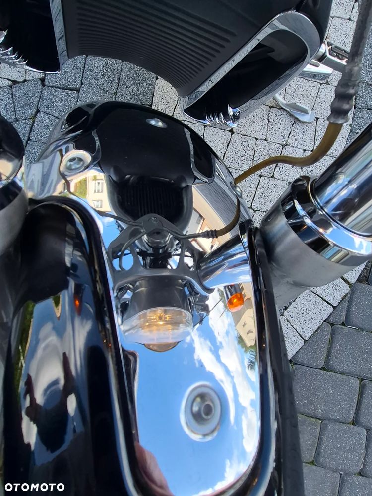 Harley-Davidson V-Rod Street Rod - 13