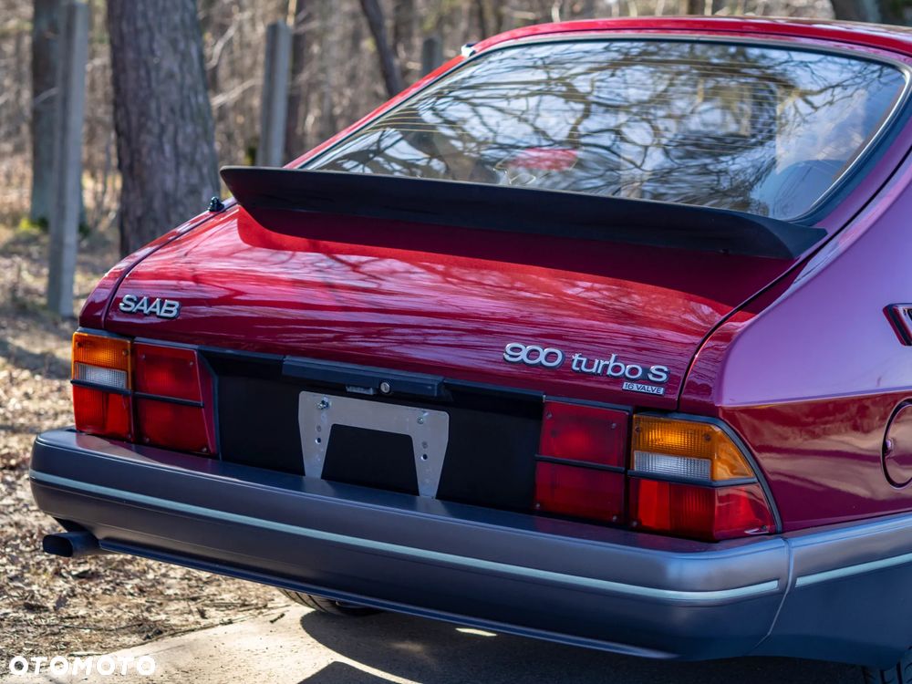 Saab 900 - 10