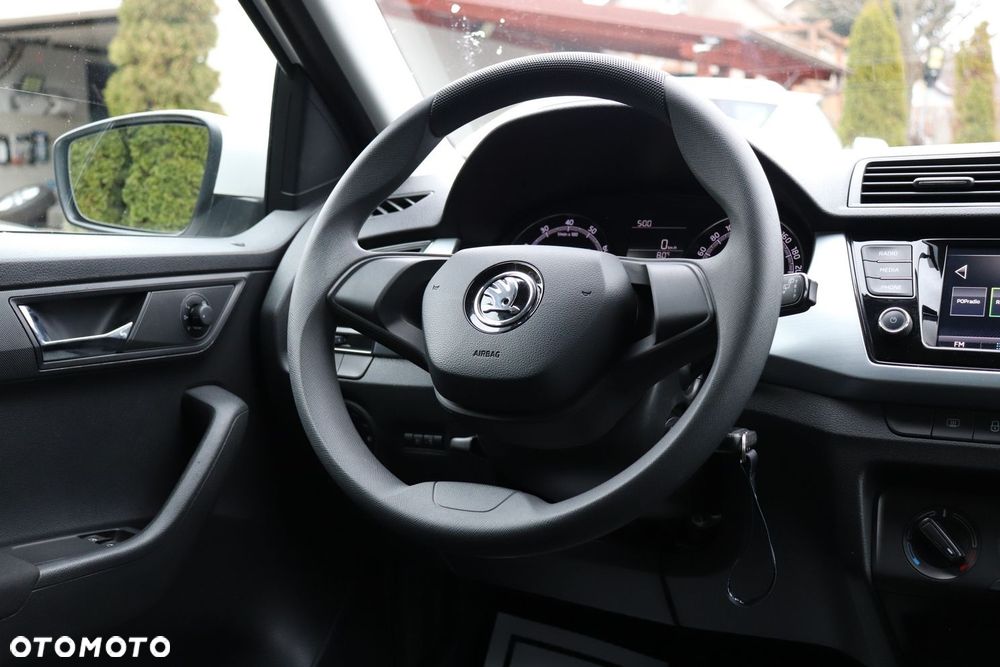 Skoda Fabia - 12