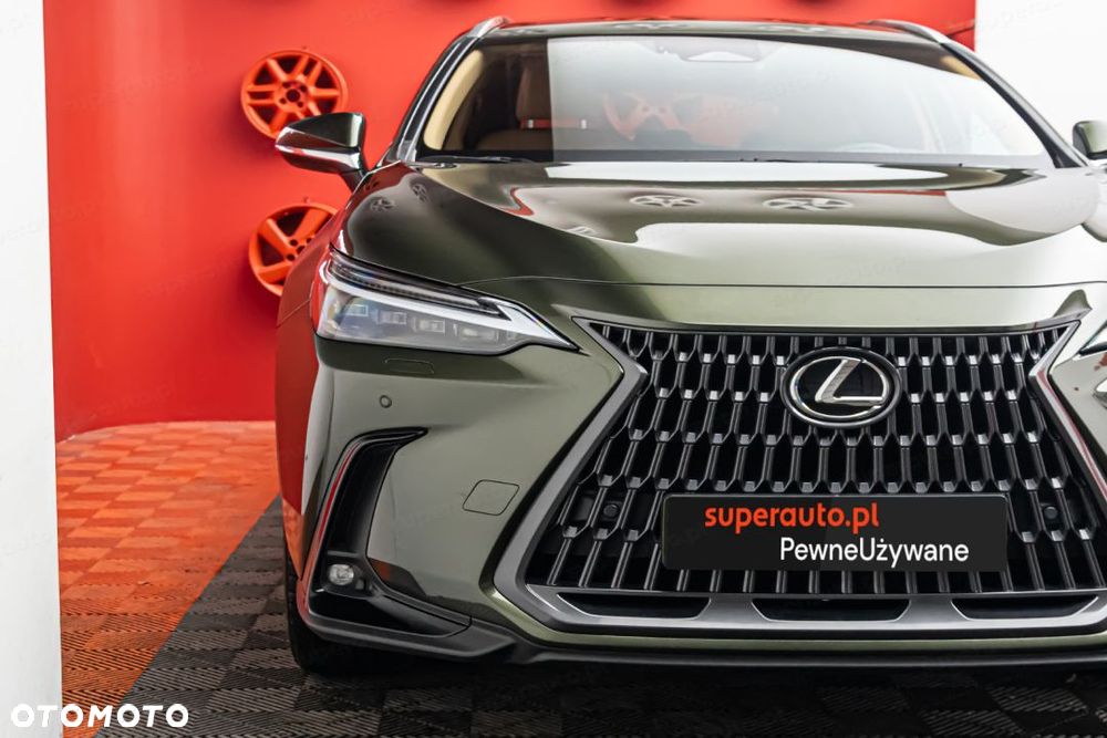 Lexus NX 350h Prestige AWD - 26