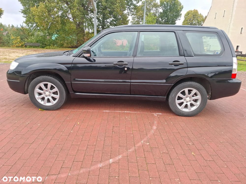 Subaru Forester 2.0 XC Celebration - 5