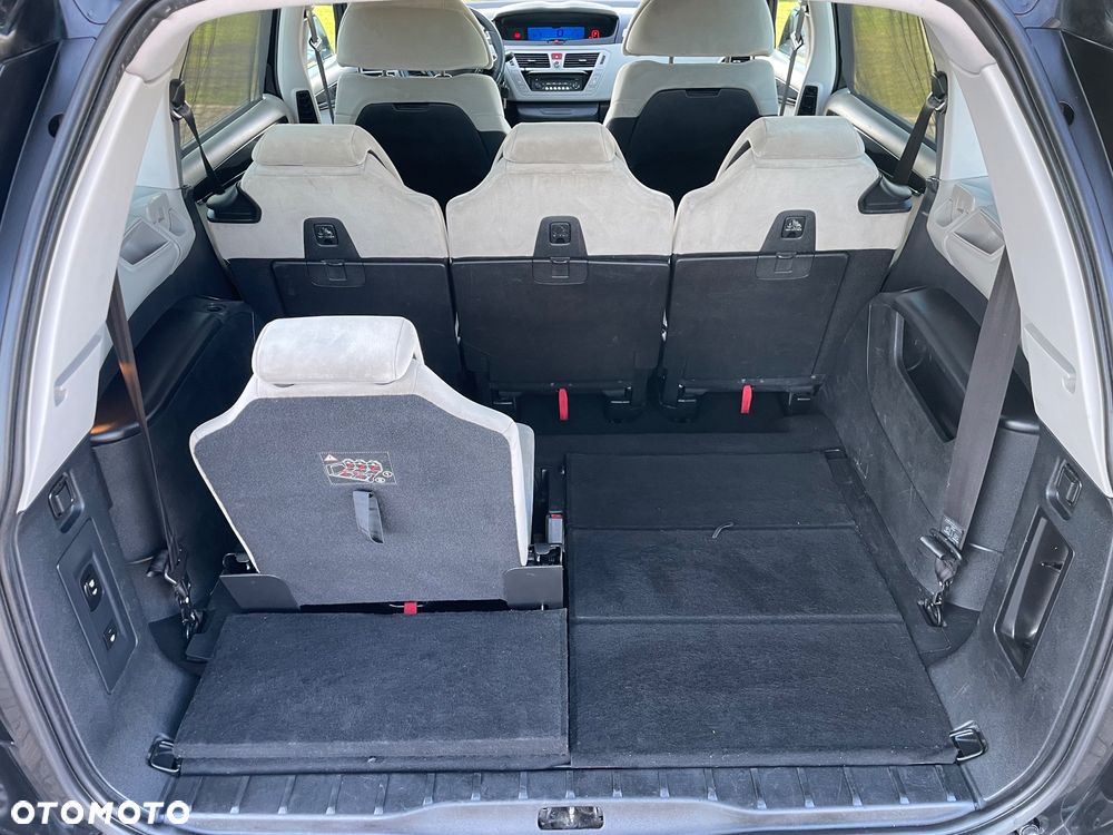Citroën C4 Grand Picasso - 16