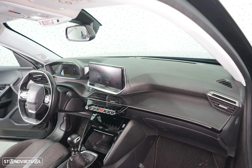 Peugeot 2008 1.2 PureTech Allure - 18