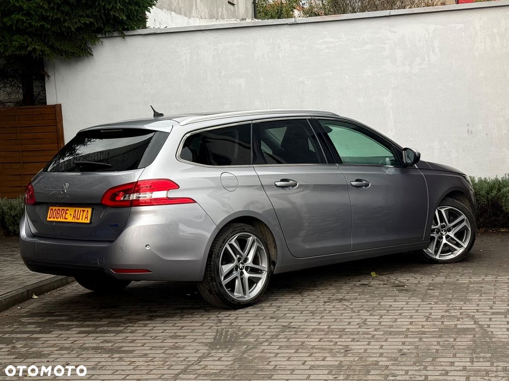 Peugeot 308 BlueHDi FAP 150 Stop&Start Automatik Allure - 32