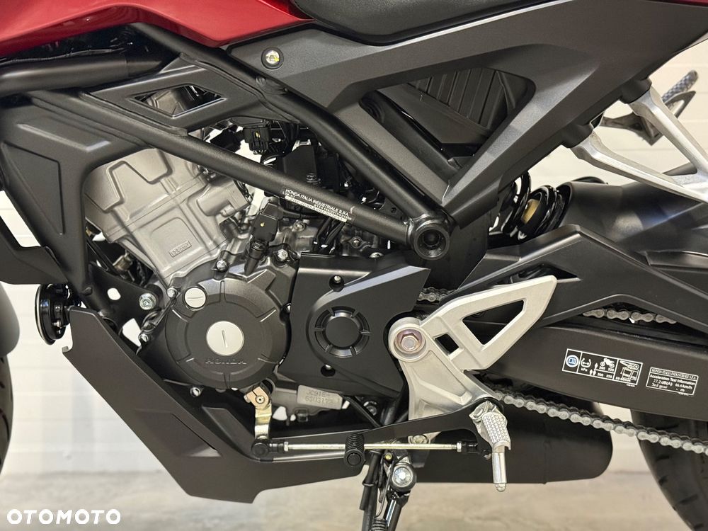 Honda CB - 31
