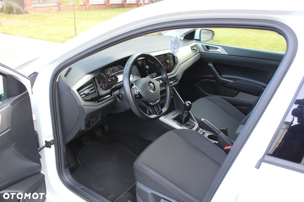 Volkswagen Polo 1.0 Trendline - 21